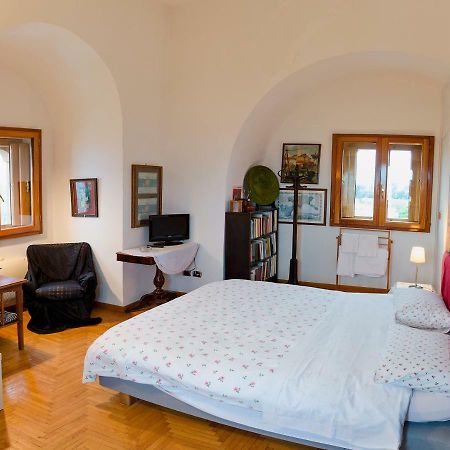 La Torre Di Ro Bed & Breakfast Наполи Екстериор снимка