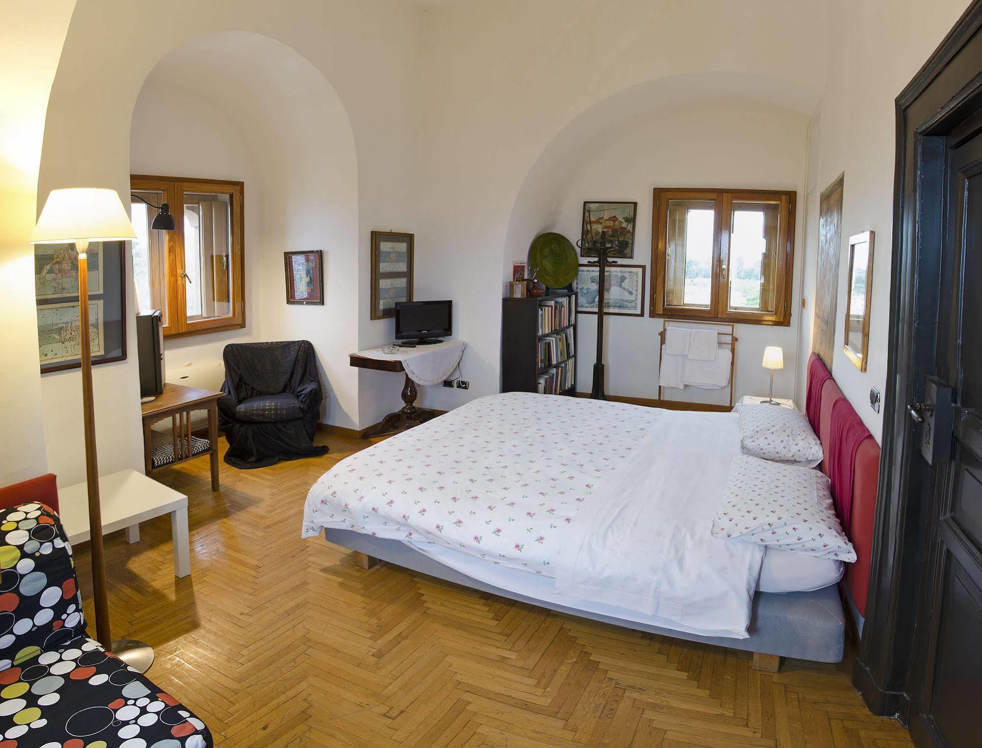 La Torre Di Ro Bed & Breakfast Наполи Екстериор снимка